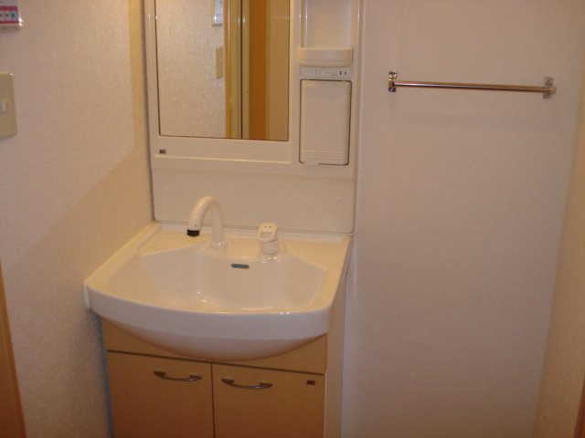 ルミナスハイムの洗面所|洗髪洗面化粧台