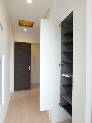 シューズボックス