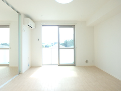 （照明は設備ではありません)