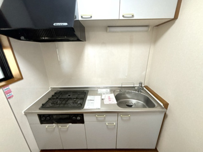 敷地内駐車場（要空き確認）　別途契約