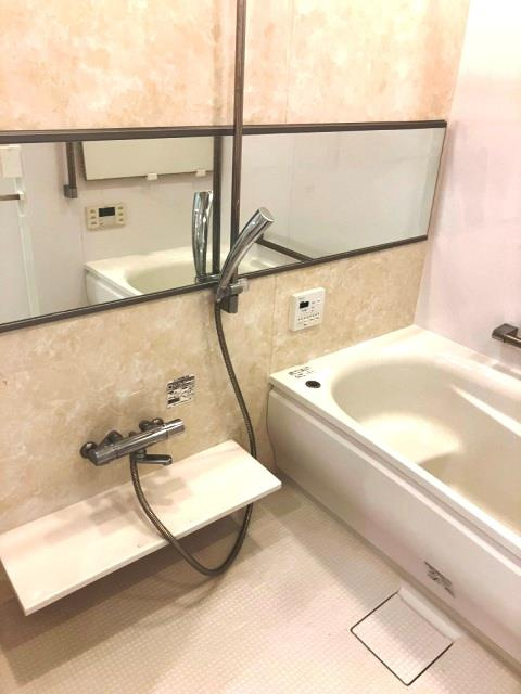 パークホームズ夙川松下町の浴室