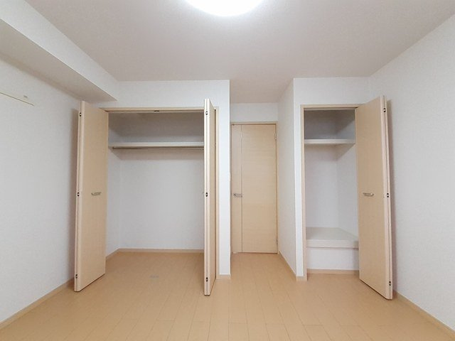 フルールⅡの収納|ちょっとした収納スペースも充実しています