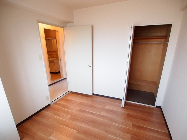 サニーコート西真美の収納