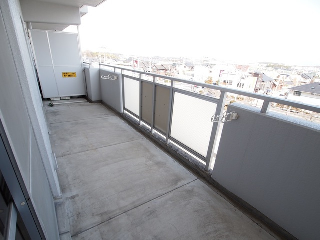 サニーコート西真美のバルコニー