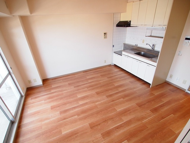 サニーコート西真美の居間・リビング