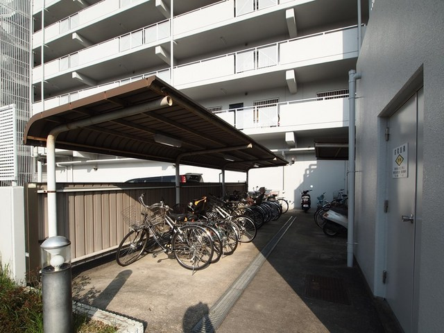 サニーコート西真美のその他