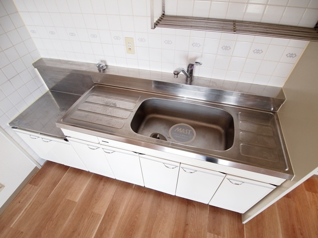 サニーコート西真美のキッチン