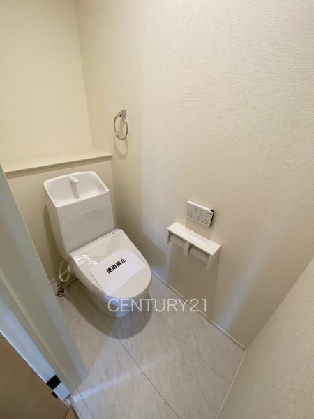 前橋市南町24-1（2号棟）のトイレ|２階トイレです。
温水シャワー洗浄機能付きです。