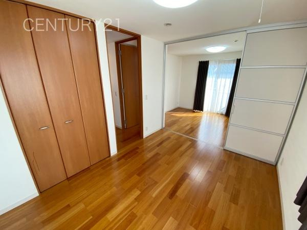 高崎市三ツ寺町中古一戸建ての洋室