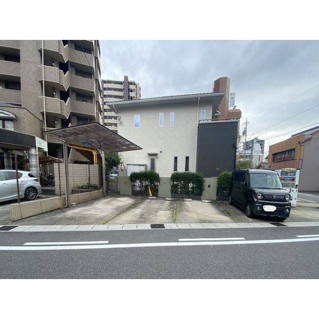 幸ノ町１－１５駐車場の駐車場