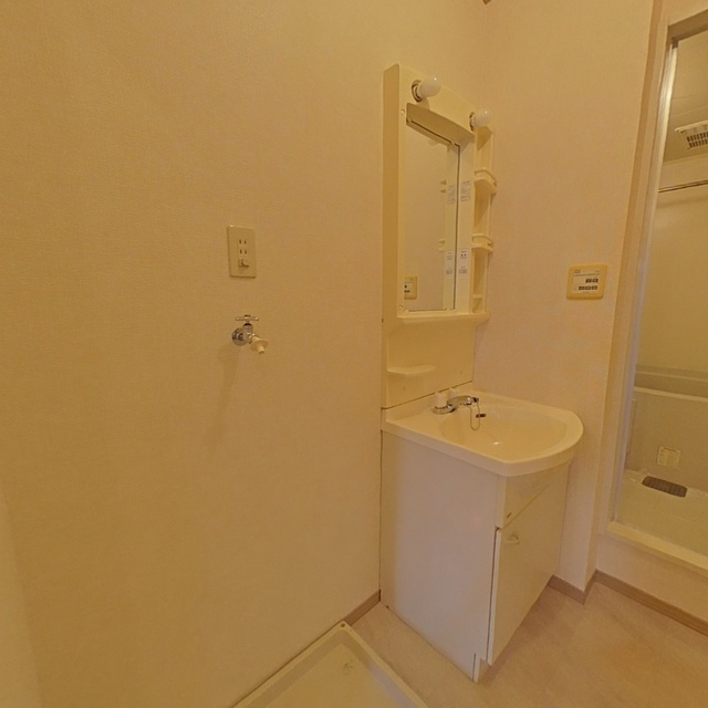 岐阜市粟野西３丁目のアパートの洗面所