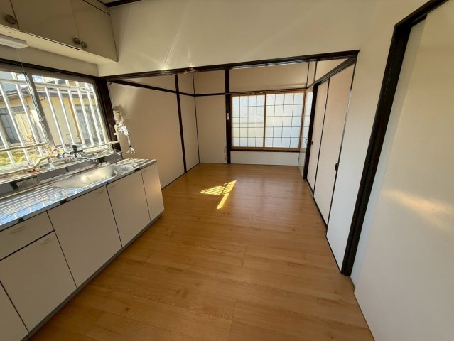 岩手県花巻市　一棟　の居間・リビング