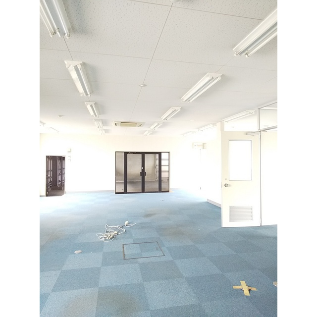 ＹＳトラストビルの居間・リビング