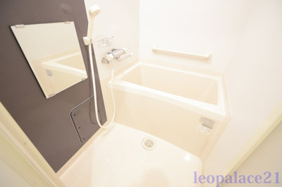 【浴室】 | レオネクストエイザ | ※写真と現物が異なる場合は現物を優先いたします。