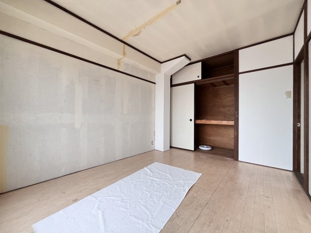 遠里小野ハイツの和室