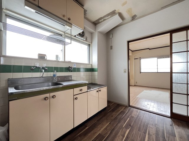 遠里小野ハイツのキッチン