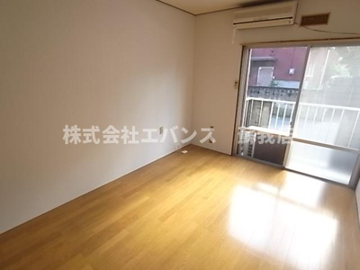 【居間・リビング】 | くーるハイツ | 居間です