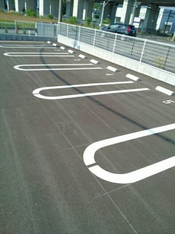 ＳＵＮ・オレンジ・ロードの駐車場