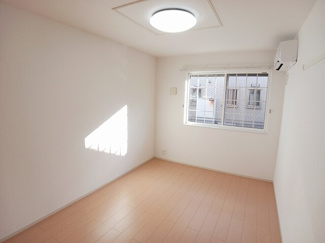 【洋室】 | アルカンシェル東台　Ｂ棟