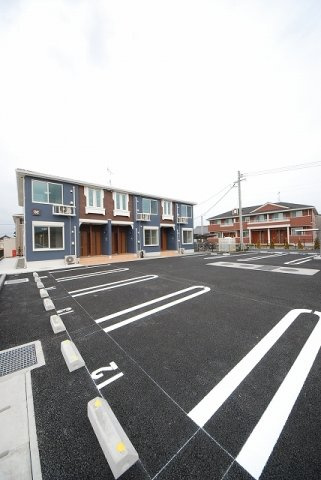 ＮＭＯＮ・ⅢＭの駐車場