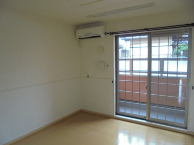 【居間・リビング】 | ホワイトハウスⅢ