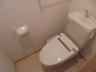 【トイレ】 | ホワイトハウスⅢ