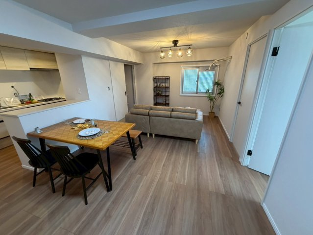 日車マンション平和が丘B棟の居間・リビング