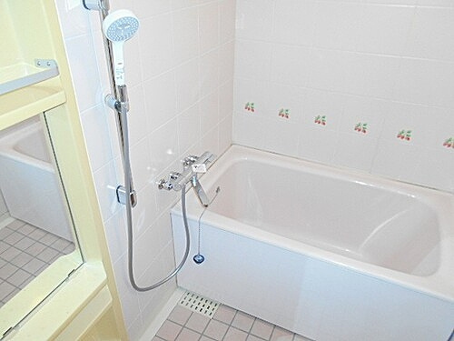 ライオンズマンション呉西中央の浴室|バスルーム　※2023年3月撮影