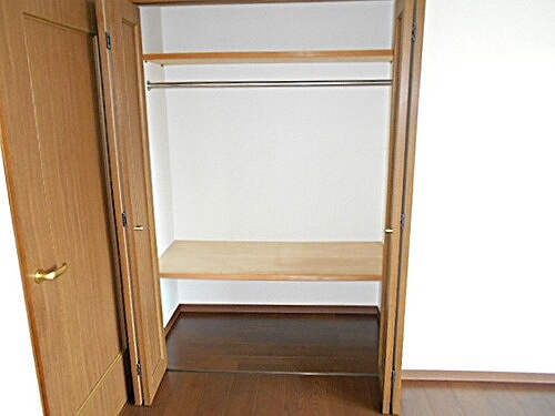 ライオンズマンション呉西中央の収納|洋室２のクロゼット　※2023年3月撮影