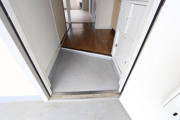 ビレッジハウス安古市4号棟の玄関|ビレッジハウスの同一物件・同一タイプの間取りの写真です