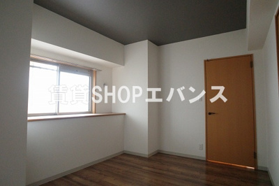 【寝室】 | シャン・ド・ローズ