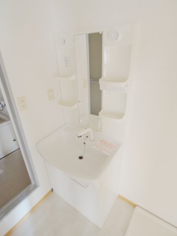 ジョイ梅田の独立洗面台