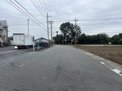 【前面道路含む現地写真】 | 深谷市長在家 450万 土地