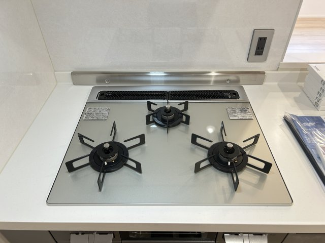 【キッチン】 | エスポワール堀川 | 同時調理が可能で、時短に繋がりますね。