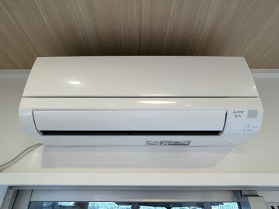 【その他】 | エスポワール堀川 | エアコン付きで、季節を問わず快適に過ごすことができます。