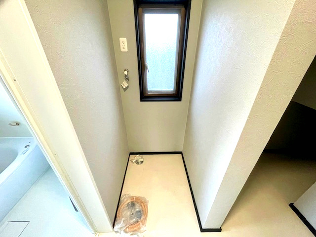 敦賀市泉ヶ丘町中古戸建のランドリースペース