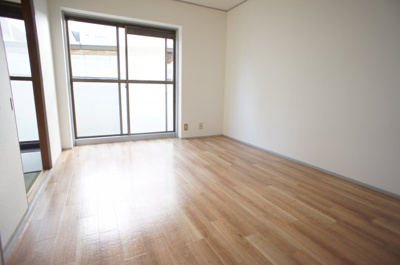 【洋室】 | プリンスハイツＥ