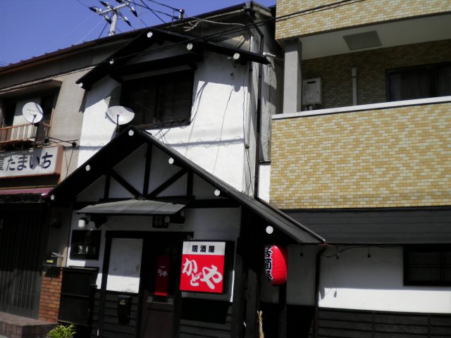 アメディオ灘の玄関|明るい玄関です