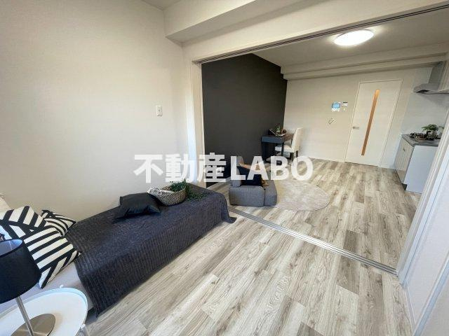 グランパシフィック帝塚山innovationの洋室