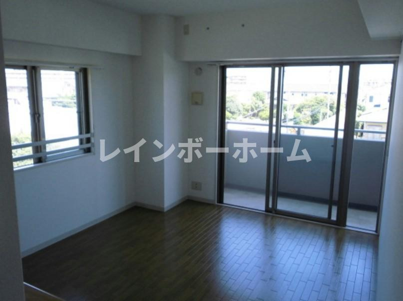 鎌ケ谷市富岡１丁目の賃貸マンション