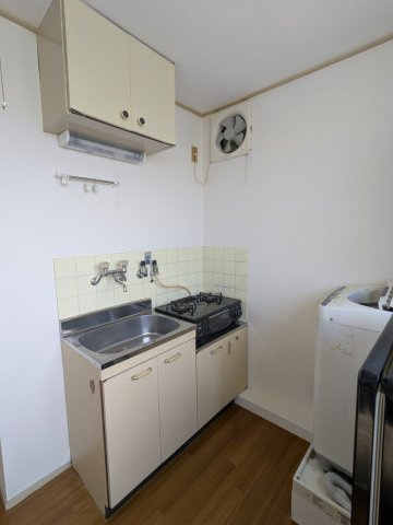 加野ハイツのキッチン|使いやすいキッチンです