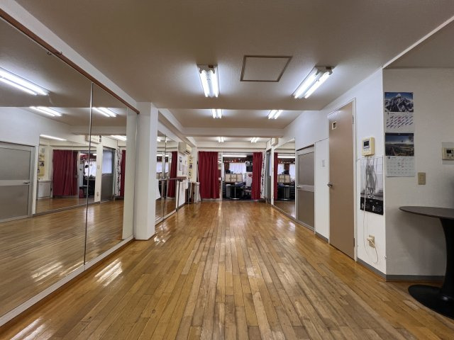 山下ハイツのロビー