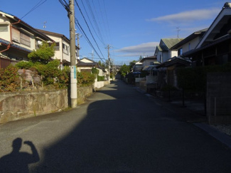 【前面道路含む現地写真】 | 川西市大和東1丁目　建築条件無土地