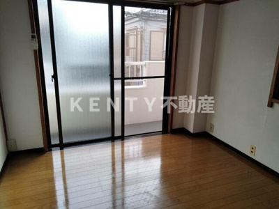 【居間・リビング】 | 佐藤ビル | 居間です