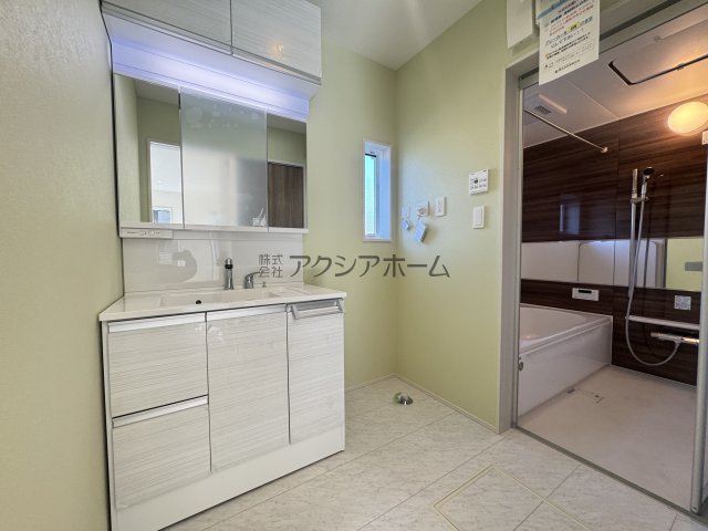 東村山市秋津町4丁目・全7棟　新築一戸建　4号棟の独立洗面台|シャンプードレッサー付洗面化粧台