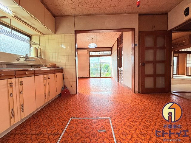 安武戸建のキッチン