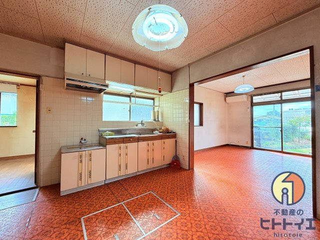 安武戸建のキッチン