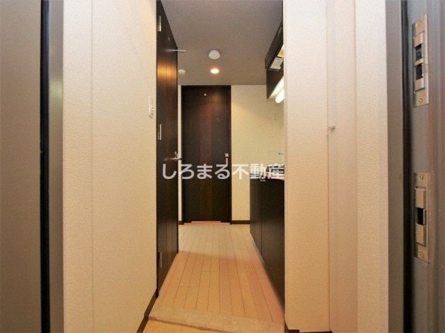 クリスタルグランツ難波の玄関