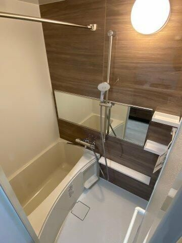 Ｌａｇｏｏｎ　ＥＮの浴室