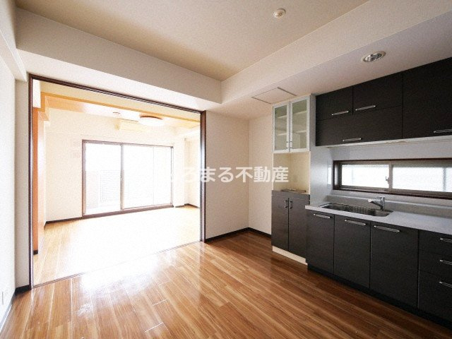 CITY SPIRE桜川Iの居間・リビング